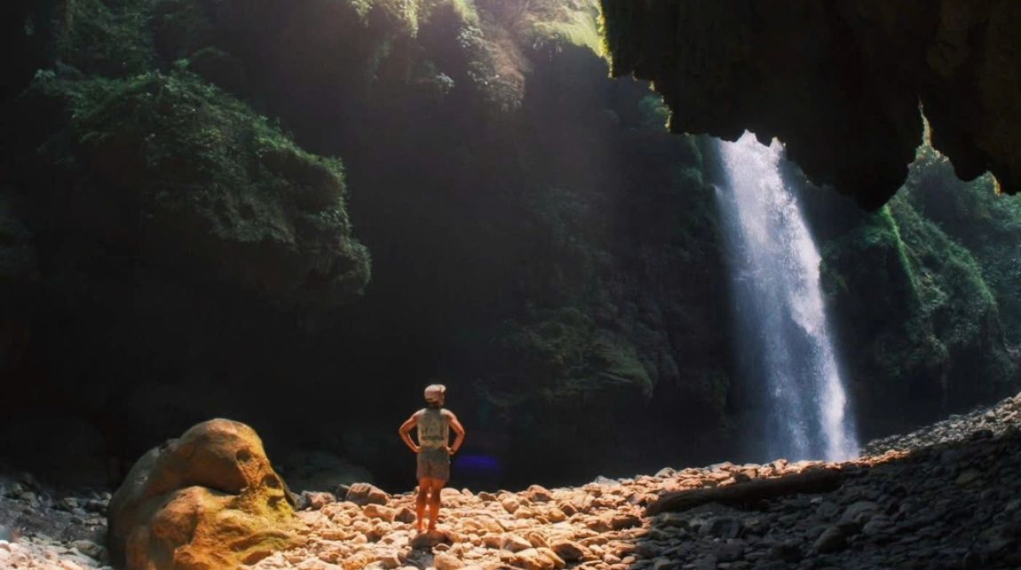 nam lang waterfalll in du gia
